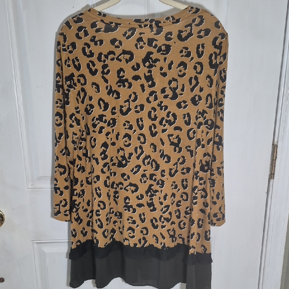 LOGO by Lori Goldstein Tan Leopard Print Tunic - Picture 4 of 5